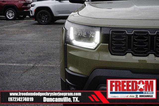 2026 Jeep Cherokee Laredo 4x4