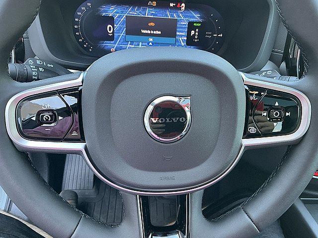 2026 Volvo XC60 Plug-In Hybrid Black Edition Ultra, T8 AWD Electric/Gasoline, Dark