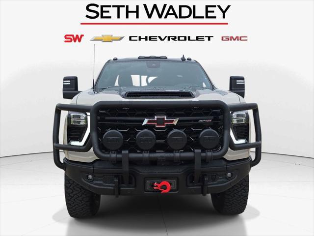 2026 Chevrolet Silverado 2500HD Crew Cab, Standard Bed, XR2, 4WD