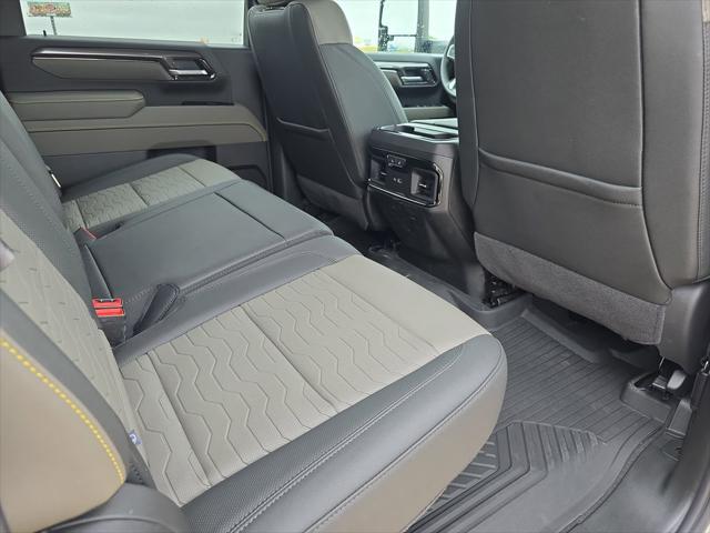 2026 Chevrolet Silverado 2500HD Crew Cab, Standard Bed, XR2, 4WD