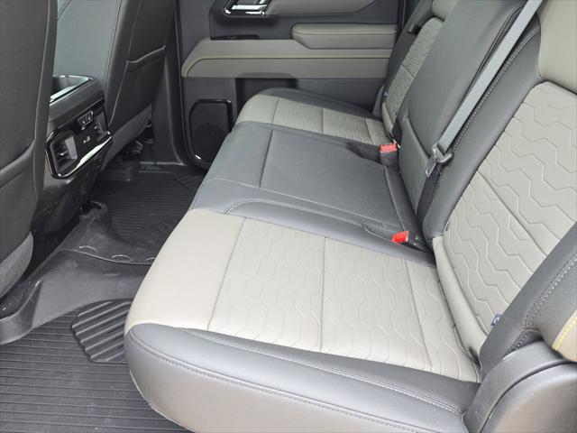 2026 Chevrolet Silverado 2500HD Crew Cab, Standard Bed, XR2, 4WD
