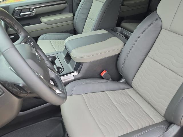 2026 Chevrolet Silverado 2500HD Crew Cab, Standard Bed, XR2, 4WD