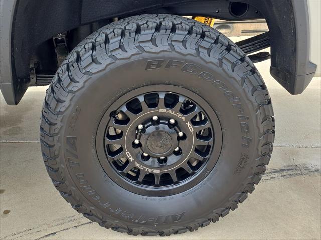 2026 Chevrolet Silverado 2500HD Crew Cab, Standard Bed, XR2, 4WD