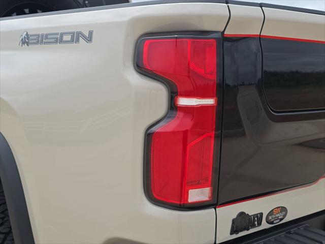 2026 Chevrolet Silverado 2500HD Crew Cab, Standard Bed, XR2, 4WD