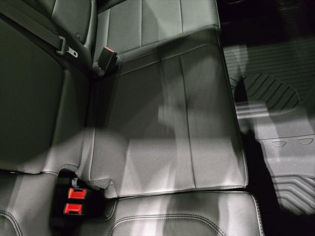 2026 Chevrolet Silverado 1500 4WD Crew Cab Standard Bed LT