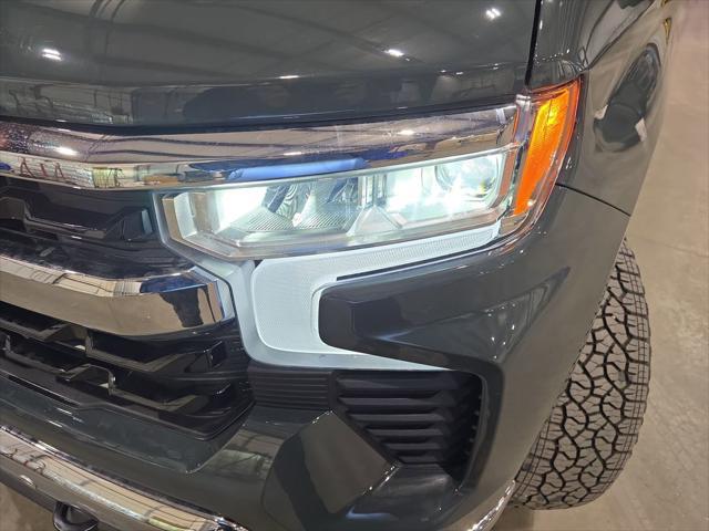 2026 Chevrolet Silverado 1500 4WD Crew Cab Standard Bed LT