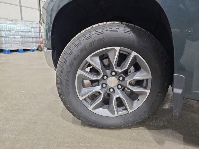2026 Chevrolet Silverado 1500 4WD Crew Cab Standard Bed LT