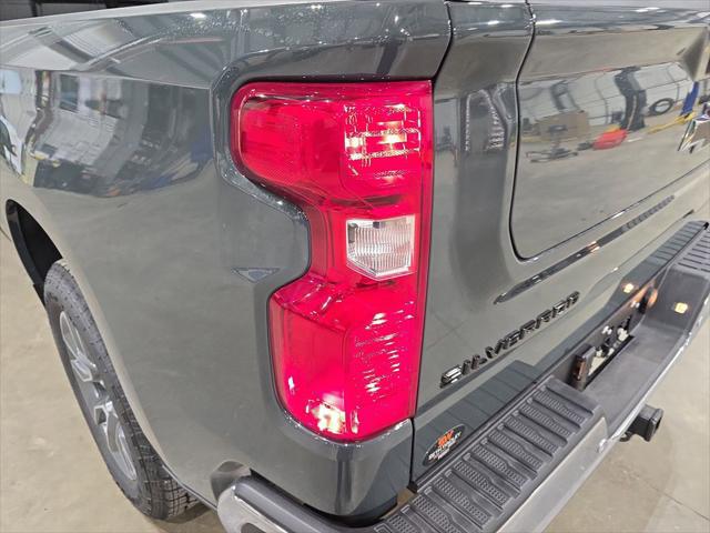 2026 Chevrolet Silverado 1500 4WD Crew Cab Standard Bed LT