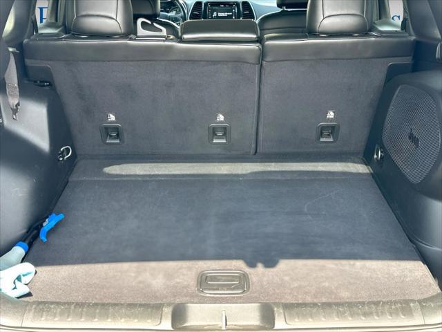 2019 Jeep Cherokee Limited FWD