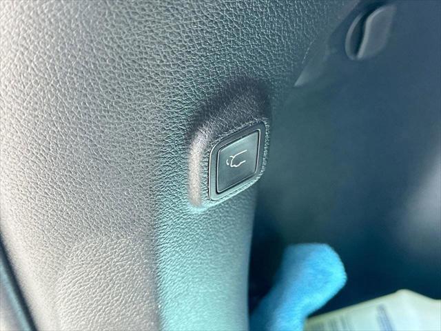 2019 Jeep Cherokee Limited FWD
