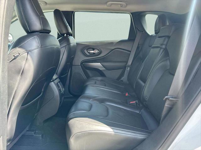 2019 Jeep Cherokee Limited FWD