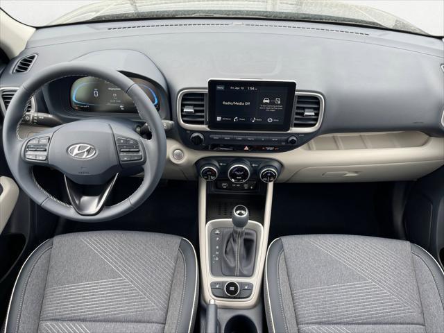 2026 Hyundai Venue SEL w/Two-Tone Roof