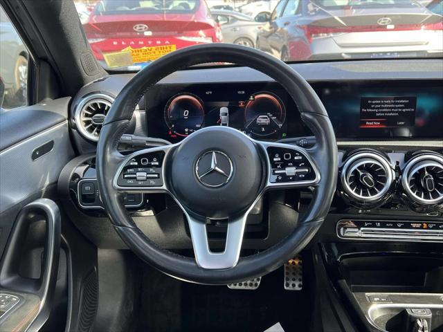 2022 Mercedes-Benz A 220 4MATIC