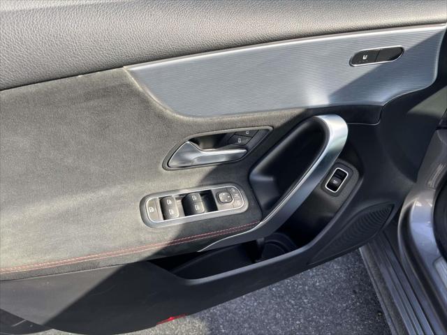 2022 Mercedes-Benz A 220 4MATIC
