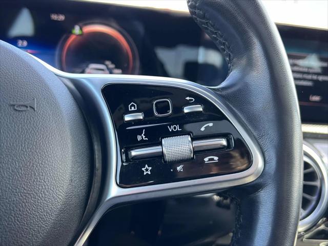 2022 Mercedes-Benz A 220 4MATIC