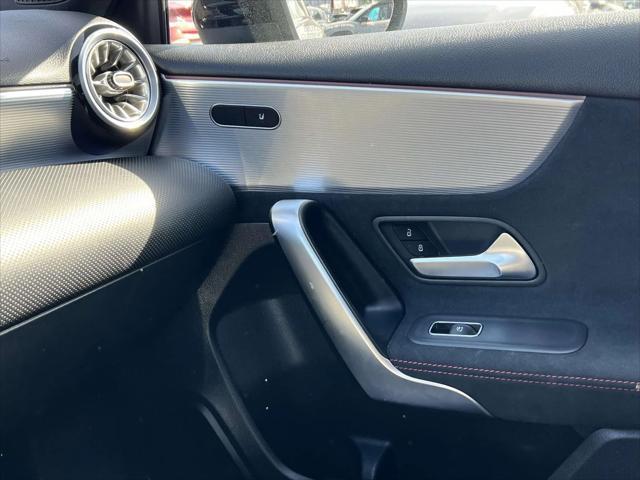 2022 Mercedes-Benz A 220 4MATIC