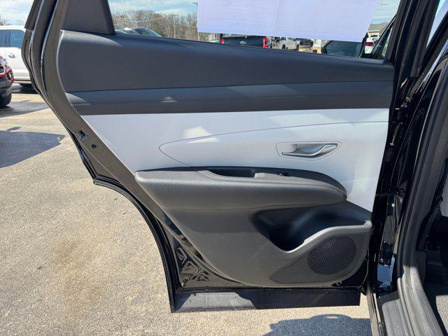 2026 Hyundai Tucson Hybrid SEL