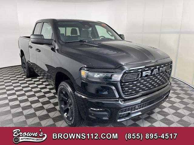 2026 RAM Ram 1500 RAM 1500 EXPRESS QUAD CAB 4X4 64 BOX