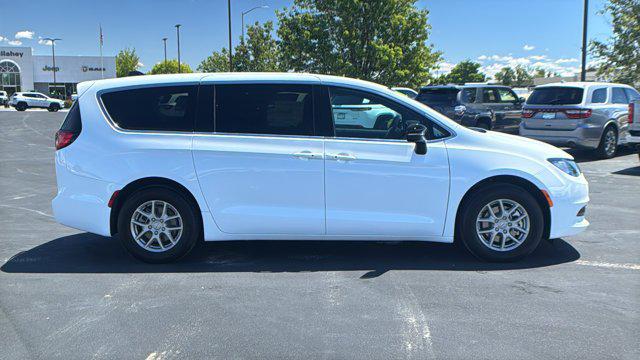 2026 Chrysler Voyager VOYAGER LX