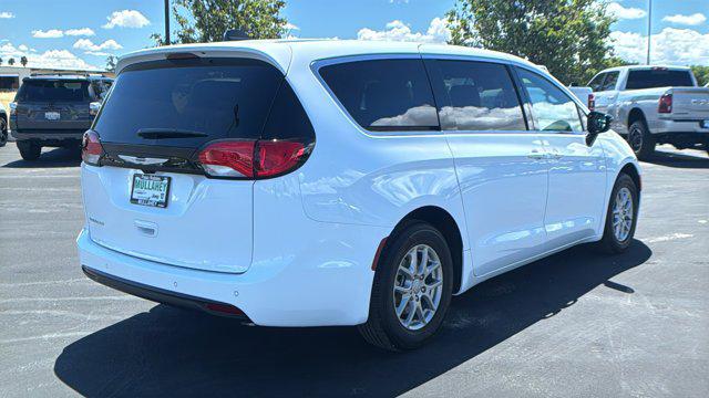 2026 Chrysler Voyager VOYAGER LX