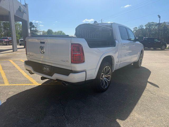 2026 Ram 1500 Tungsten Crew Cab 4x4 5'7" Box