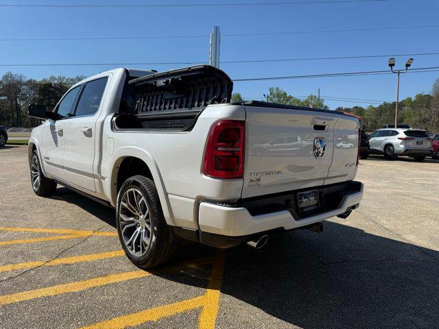 2026 Ram 1500 Tungsten Crew Cab 4x4 5'7" Box