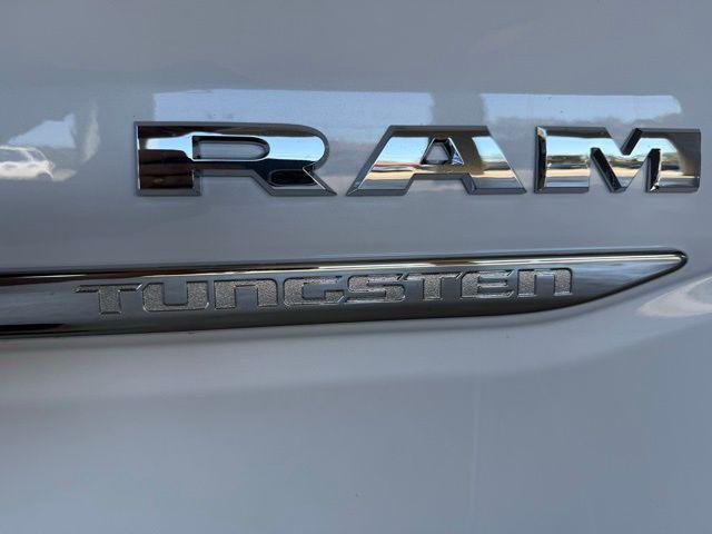 2026 Ram 1500 Tungsten Crew Cab 4x4 5'7" Box
