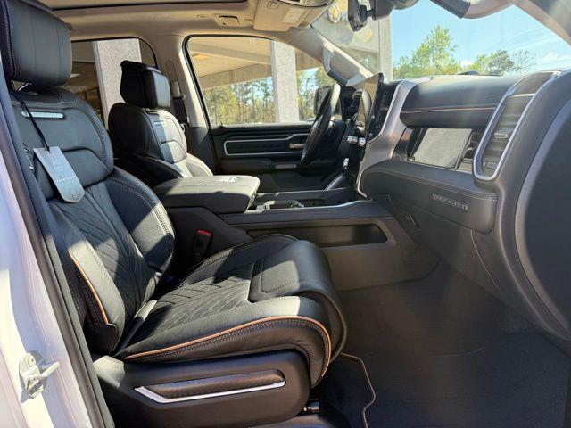 2026 Ram 1500 Tungsten Crew Cab 4x4 5'7" Box