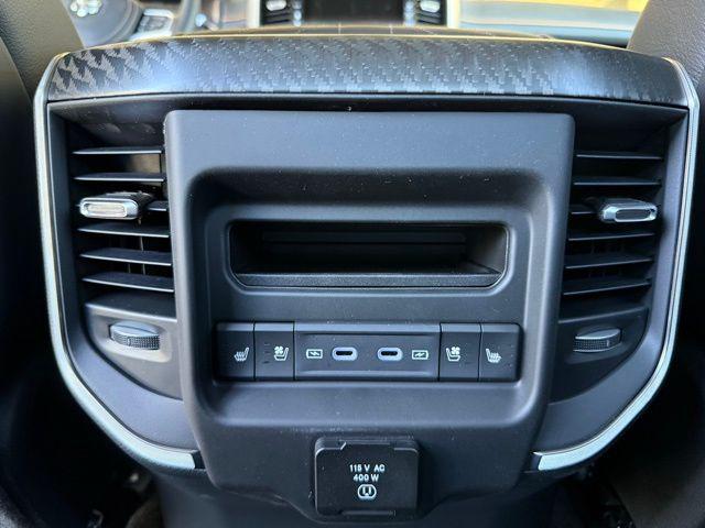 2026 Ram 1500 Tungsten Crew Cab 4x4 5'7" Box