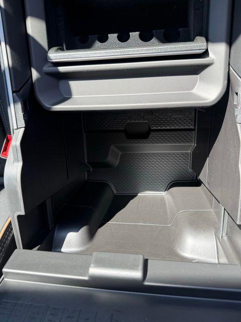 2026 Ram 1500 Tungsten Crew Cab 4x4 5'7" Box