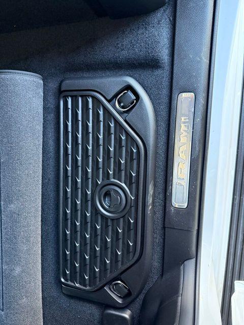 2026 Ram 1500 Tungsten Crew Cab 4x4 5'7" Box