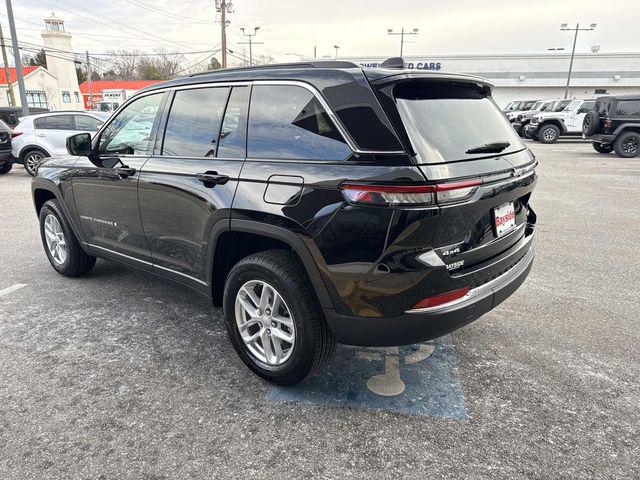 2026 Jeep Grand Cherokee Laredo 4x4