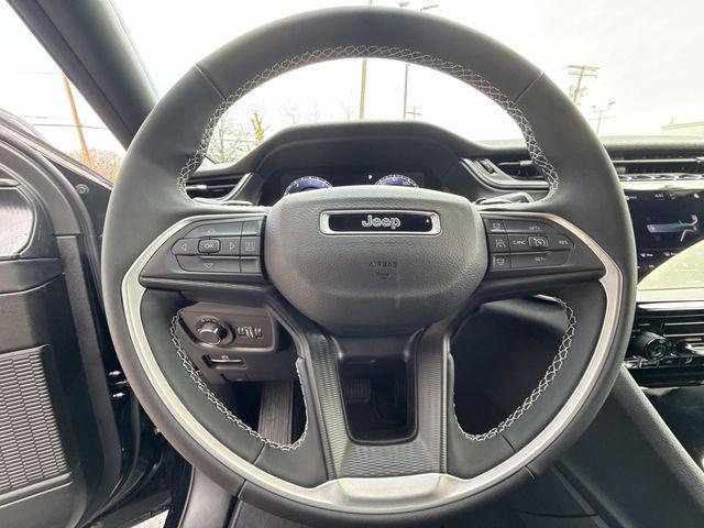 2026 Jeep Grand Cherokee Laredo 4x4