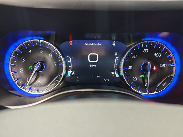 2026 Chrysler Pacifica Select AWD