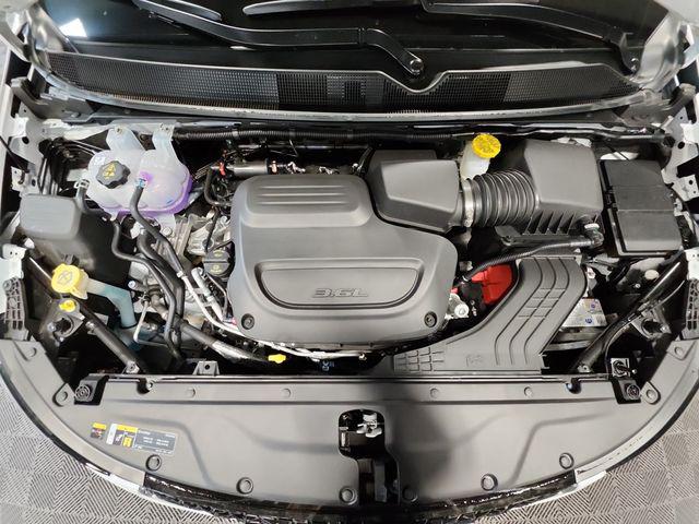 2026 Chrysler Pacifica Select AWD