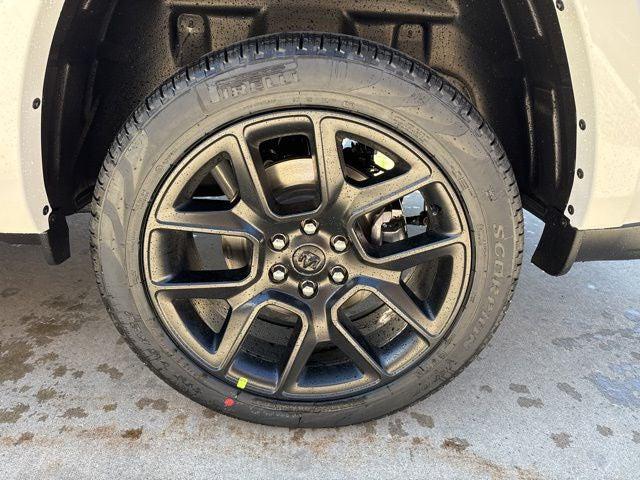 2026 Ram 1500 Laramie Crew Cab 4x4 5'7" Box