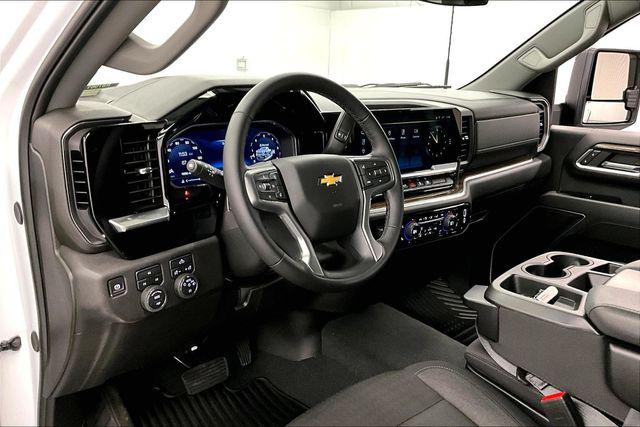 2025 Chevrolet Silverado 2500HD 4WD Crew Cab Long Bed LT