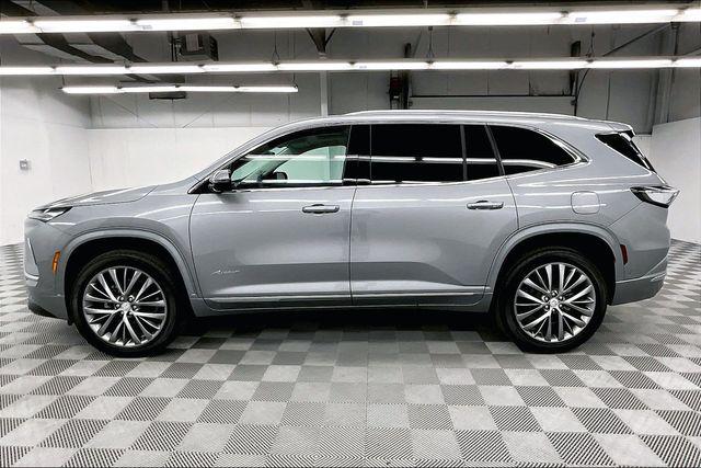 2025 Buick Enclave Avenir FWD