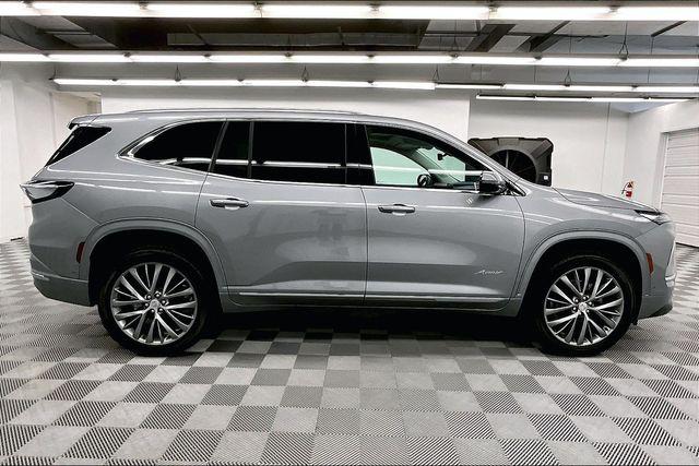 2025 Buick Enclave Avenir FWD