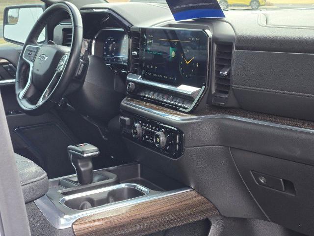 2023 Chevrolet Silverado 1500 4WD Crew Cab Short Bed RST