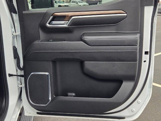 2023 Chevrolet Silverado 1500 4WD Crew Cab Short Bed RST