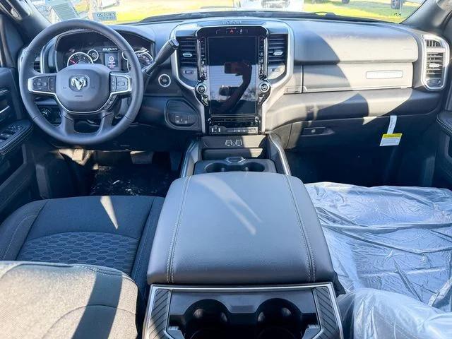 2026 Ram 2500 Big Horn Crew Cab 4x4 64 Box