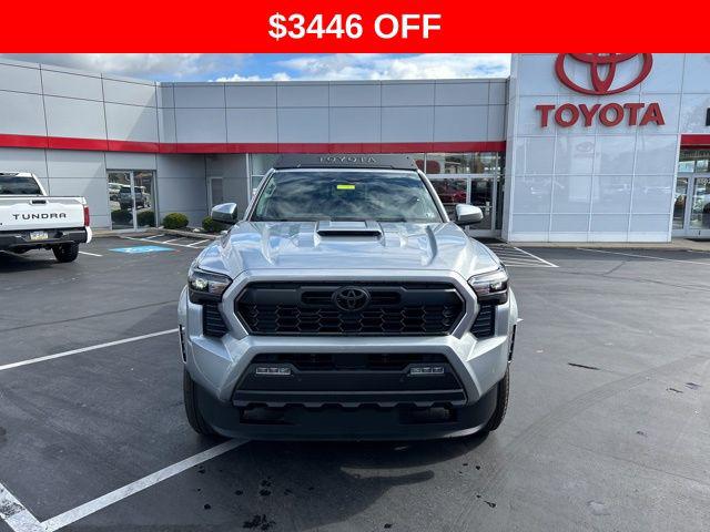 2024 Toyota Tacoma Hybrid TRD Sport 4WD