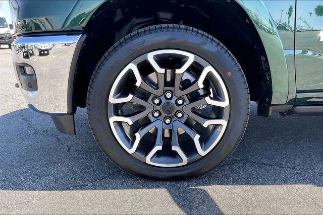 2026 Ram 1500 Limited Longhorn Crew Cab 4x4 5'7" Box
