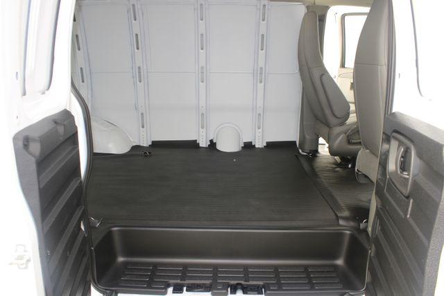2026 Chevrolet Express Cargo Van 2500 Regular Wheelbase, WT, RWD