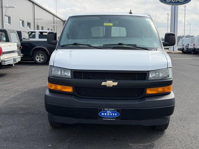 2022 Chevrolet Express Passenger RWD 3500 Extended Wheelbase LS