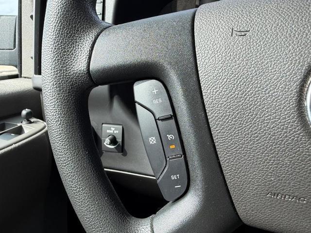 2022 Chevrolet Express Passenger RWD 3500 Extended Wheelbase LS
