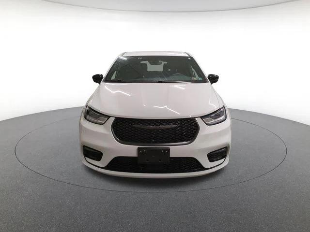 2024 Chrysler Pacifica Hybrid S Appearance Pkg