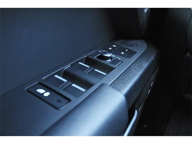 2023 Land Rover Defender 110