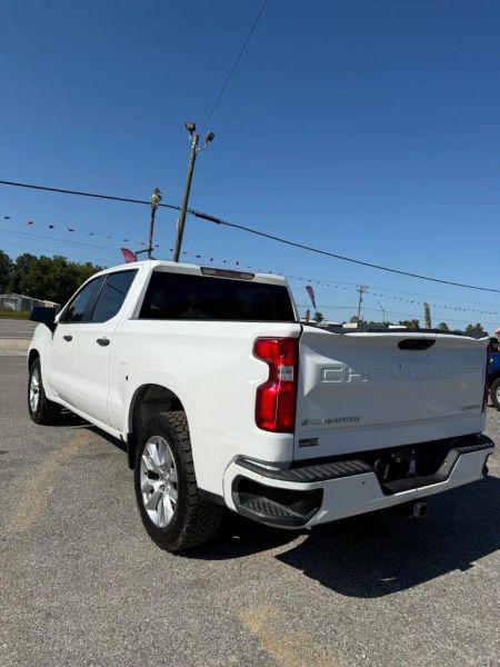 2021 Chevrolet Silverado 1500 2WD Crew Cab Short Bed Custom